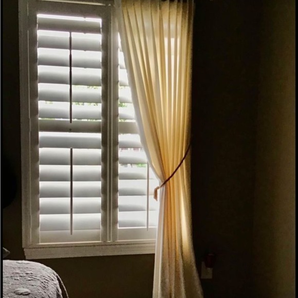 Cream stationary drapery panels - Picture 2 of 2